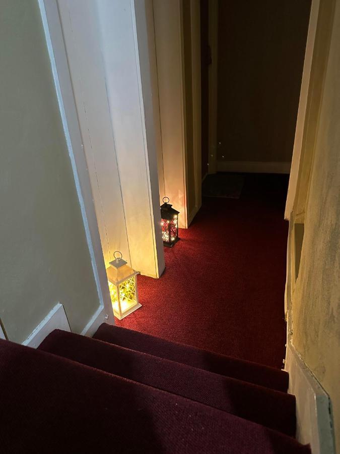Charming Studio Apartment In Londra Dış mekan fotoğraf